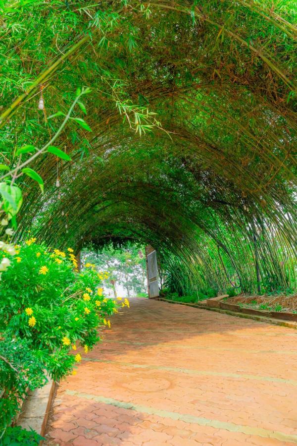 Phuong Nam Gia Trang Farmstay Gia Nghĩa Exterior foto