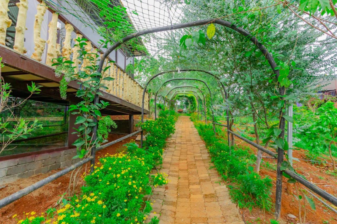 Phuong Nam Gia Trang Farmstay Gia Nghĩa Exterior foto