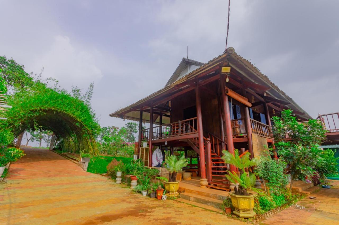 Phuong Nam Gia Trang Farmstay Gia Nghĩa Exterior foto